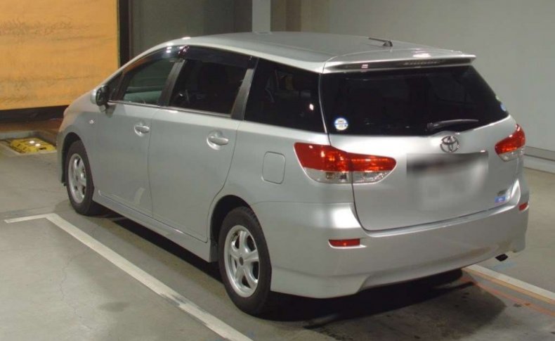 TOYOTA WISH 1.8X HID Selection 2010