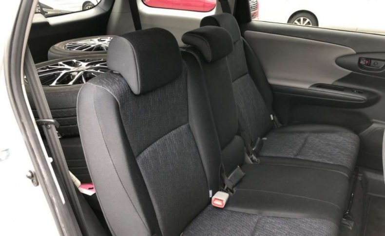 TOYOTA WISH 1.8X HID Selection 2010