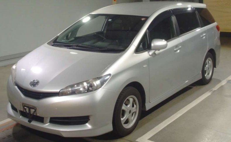 TOYOTA WISH 1.8X HID Selection 2010