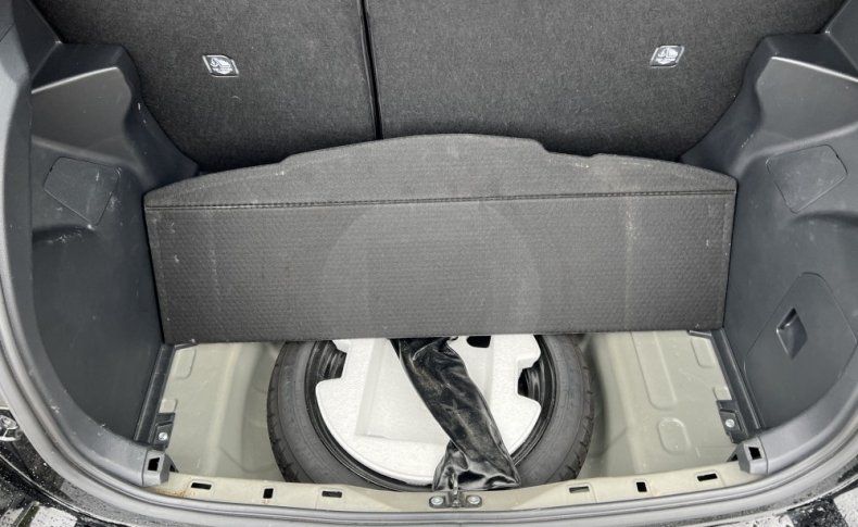 TOYOTA YARIS X 2020