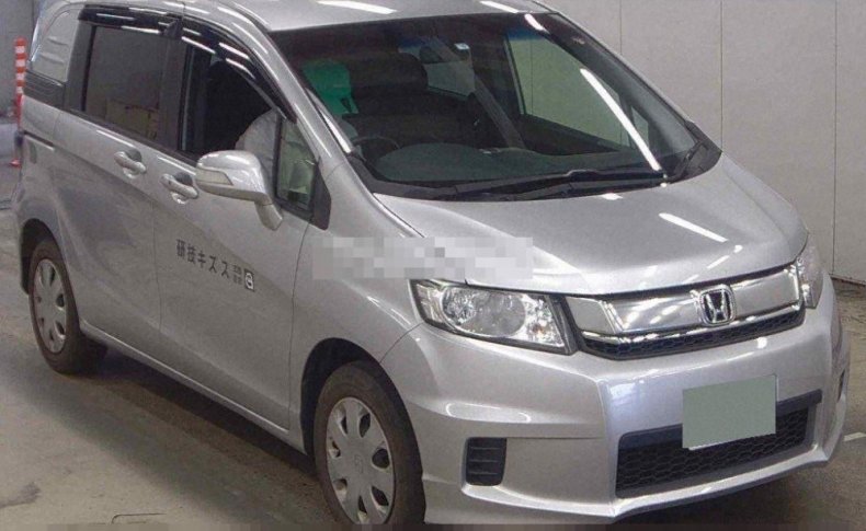 HONDA FREED SPIKE G 2016