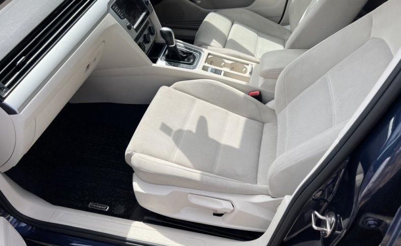 VOLKSWAGEN PASSAT VARIANT TSI COMFORT LINE 2015