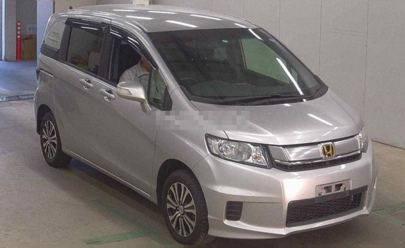 HONDA FREED SPIKE G JUST ION 2015