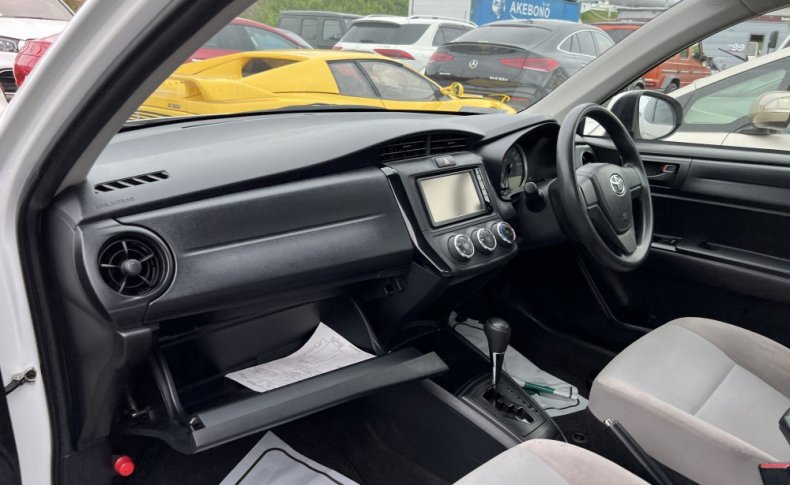 TOYOTA COROLLA AXIO 1.3X 2016