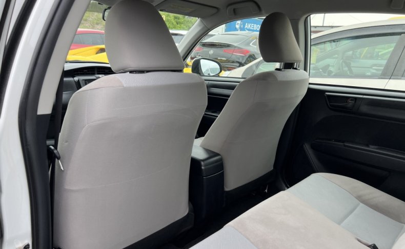 TOYOTA COROLLA AXIO 1.3X 2016