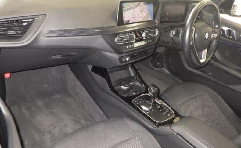 BMW 1-SERIES 118 I Play 2019