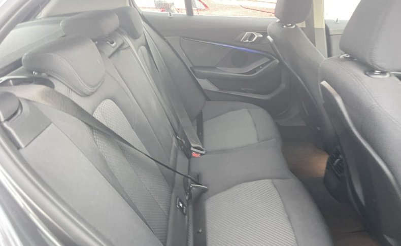 BMW 1-SERIES 118 I Play 2019