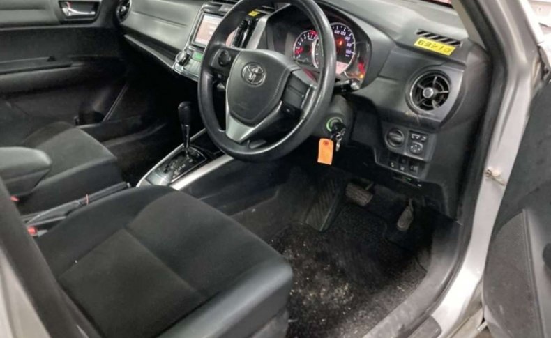 TOYOTA COROLLA FIELDER 1.5G 4WD 2016