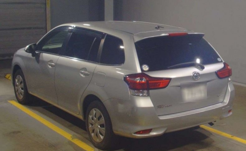 TOYOTA COROLLA FIELDER 1.5G 4WD 2016
