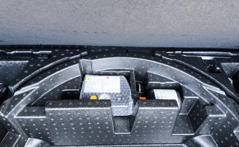 TOYOTA C-HR G-T 4WD 2016