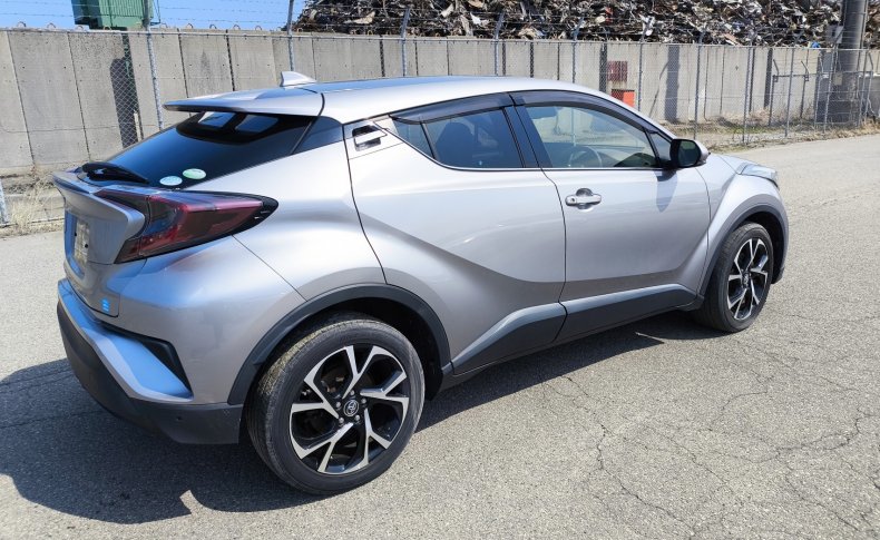 TOYOTA C-HR G-T 4WD 2016