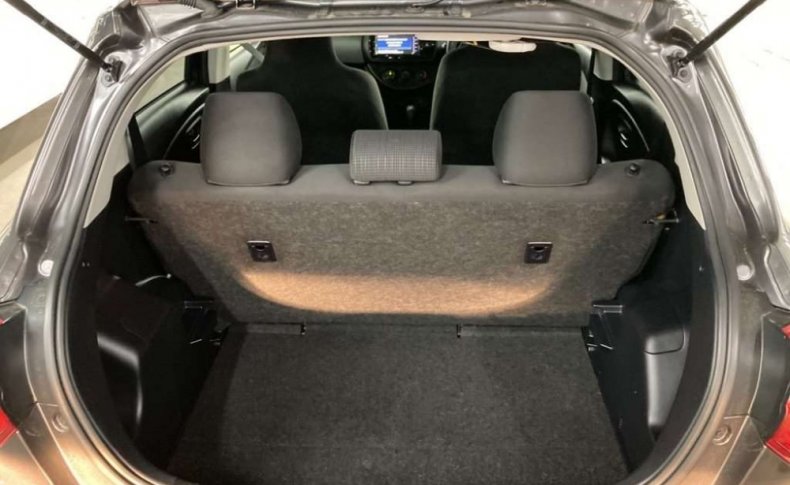 TOYOTA VITZ F 2019