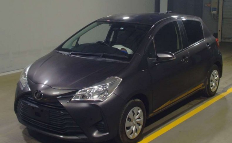 TOYOTA VITZ F 2019
