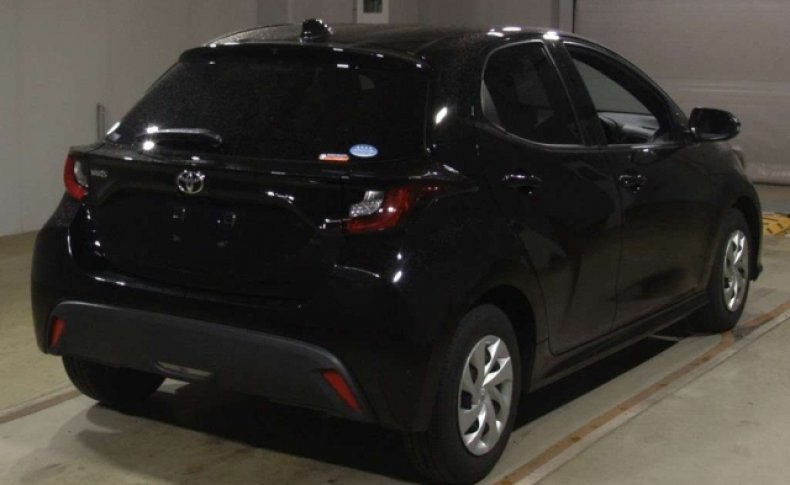 TOYOTA YARIS X 2020