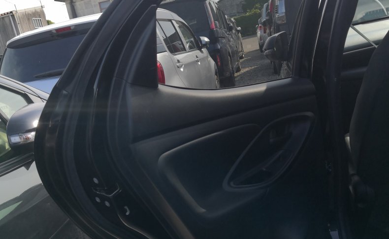 TOYOTA YARIS X 2020