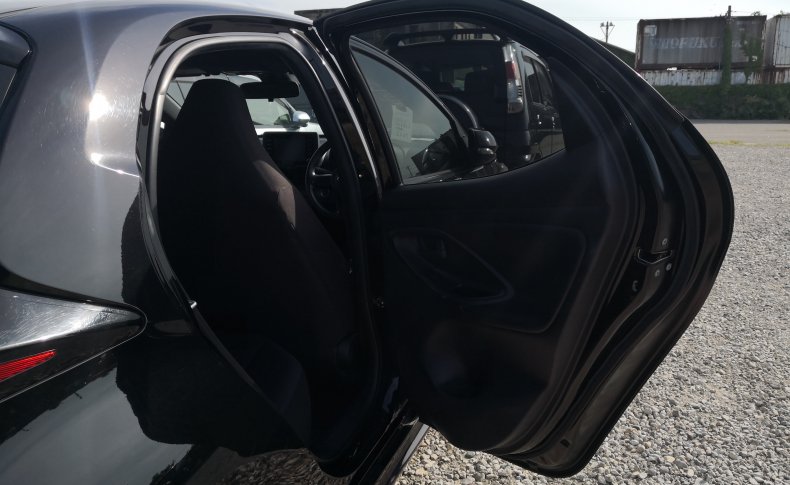 TOYOTA YARIS X 2020
