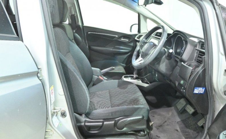 HONDA FIT 4WD 13G L Package 2013