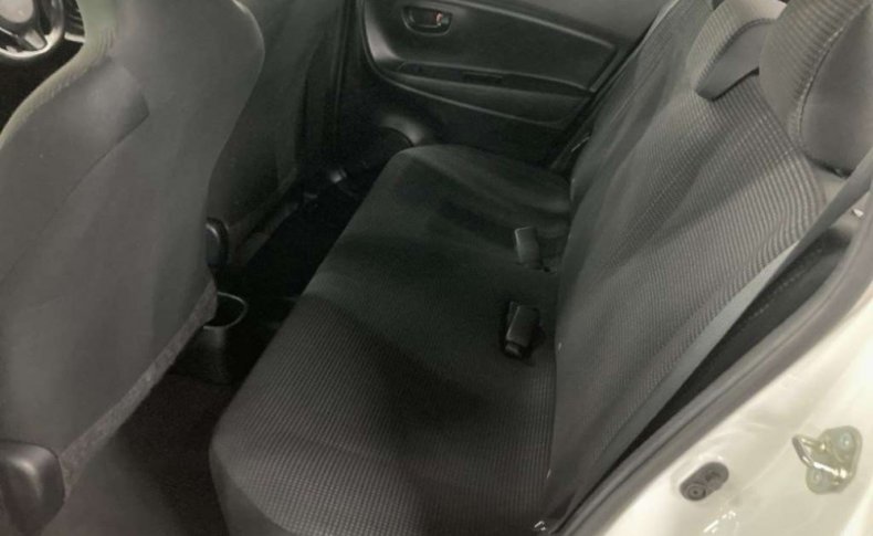TOYOTA VITZ F 2019