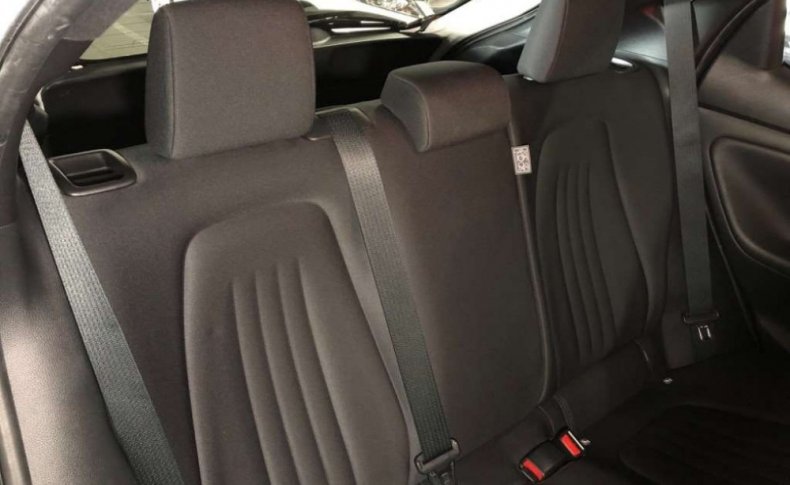 TOYOTA YARIS X 2020