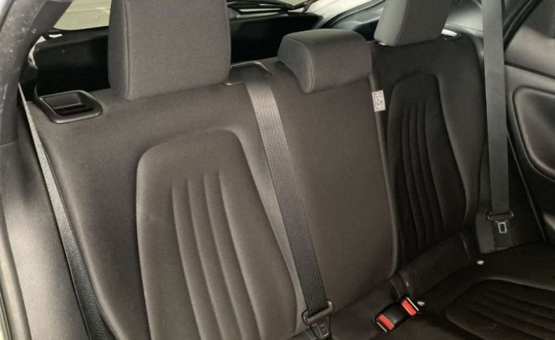TOYOTA YARIS X 2020