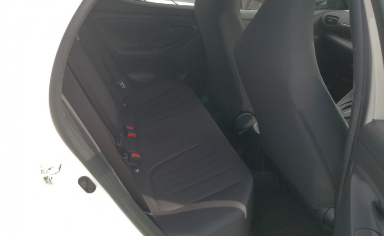 TOYOTA YARIS X 2020