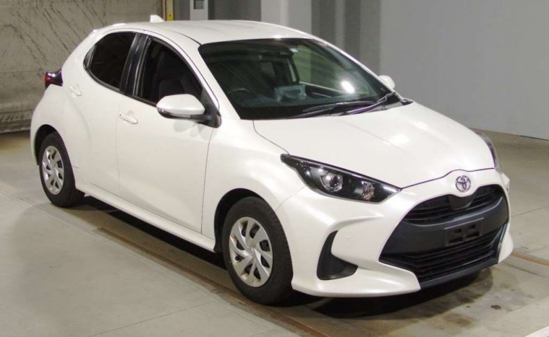 TOYOTA YARIS X 2020