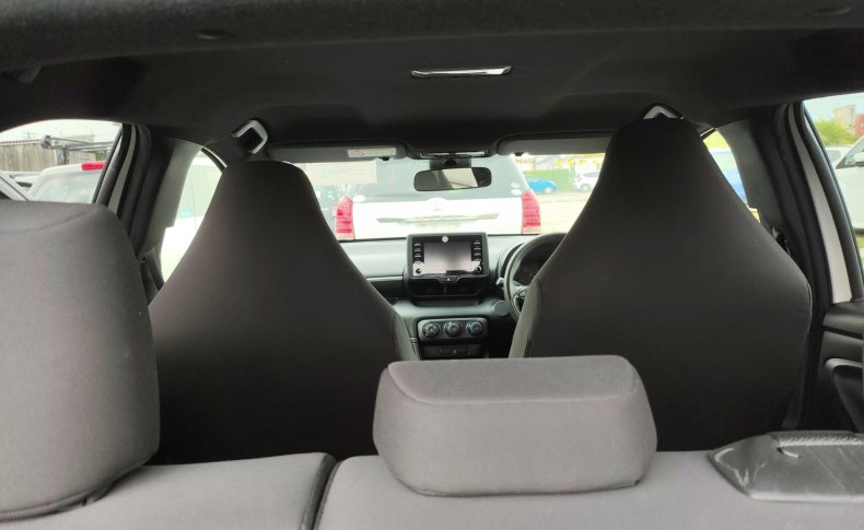 TOYOTA YARIS X 2020