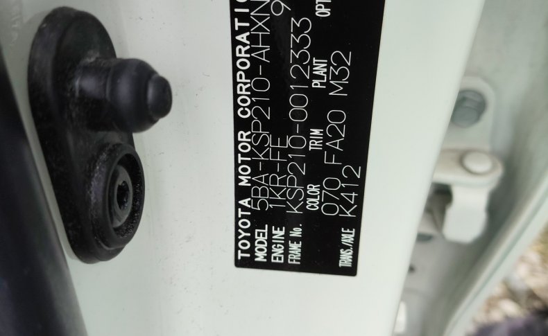 TOYOTA YARIS X 2020