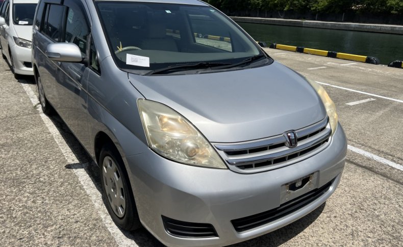 TOYOTA ISIS L_G Edition 2010