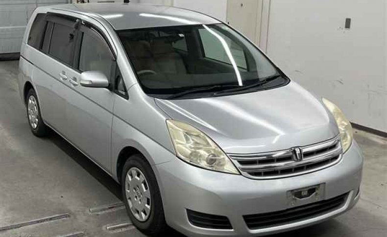 TOYOTA ISIS L_G Edition 2010