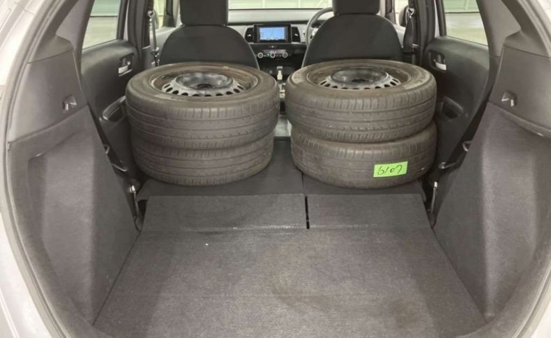 HONDA FIT Basic 4 WD 2020