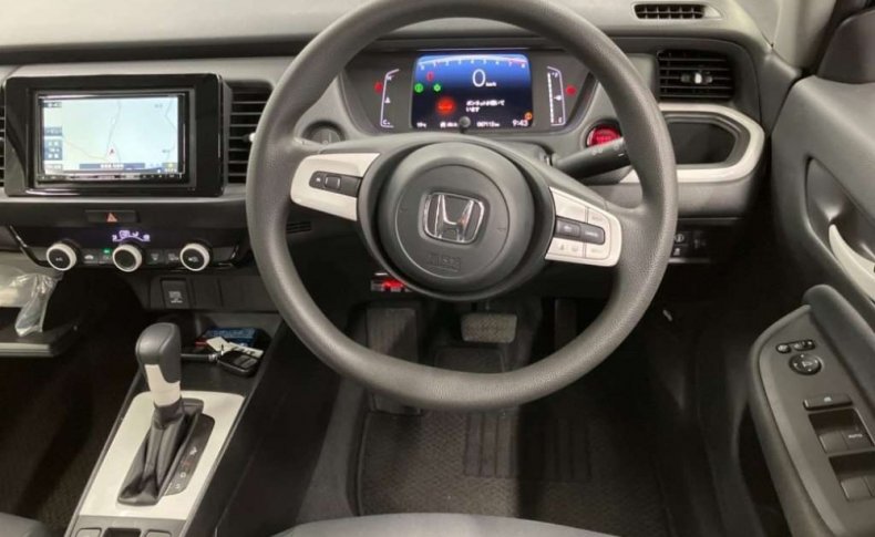 HONDA FIT Basic 4 WD 2020