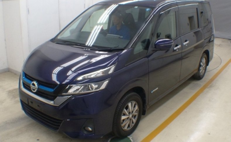 NISSAN SERENA XV 2018