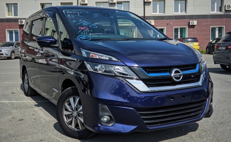NISSAN SERENA XV 2018