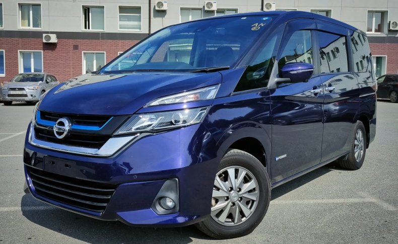 NISSAN SERENA XV 2018