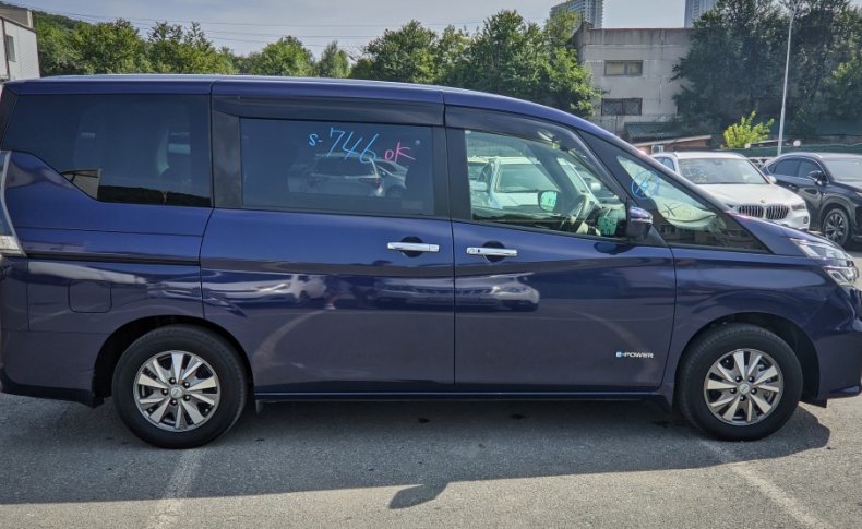 NISSAN SERENA XV 2018