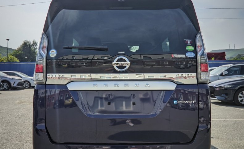 NISSAN SERENA XV 2018