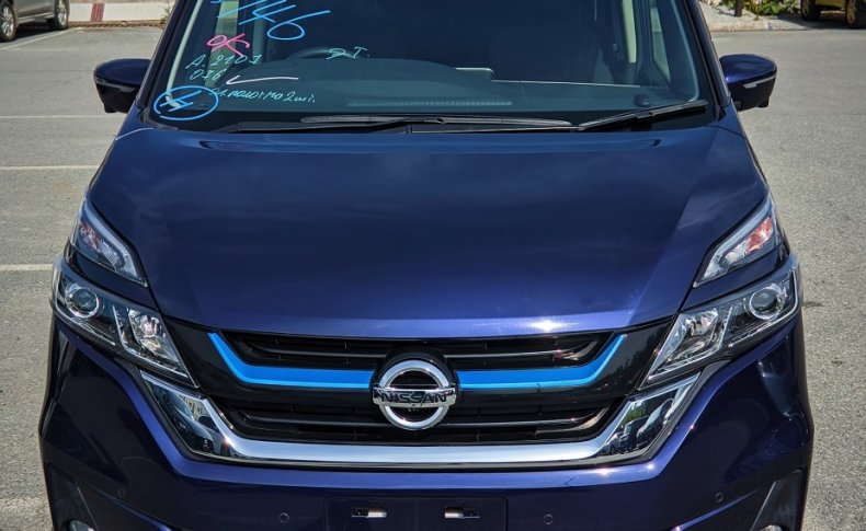 NISSAN SERENA XV 2018