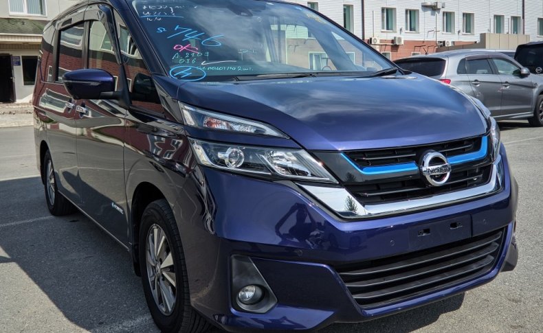 NISSAN SERENA XV 2018