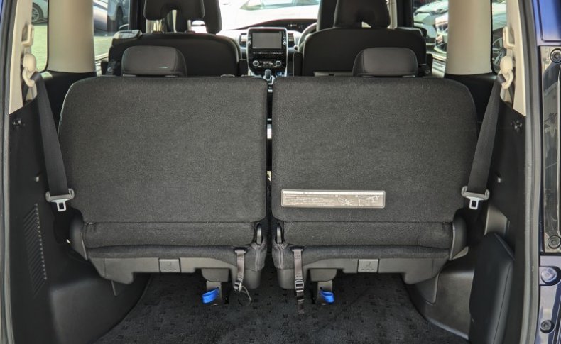 NISSAN SERENA XV 2018