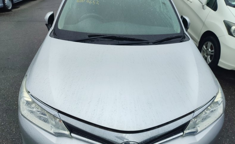 TOYOTA COROLLA FIELDER 1.5G 4WD 2015