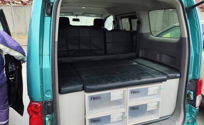 NISSAN NV200 16X-2R WG 2013