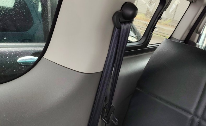 NISSAN NV200 16X-2R WG 2013