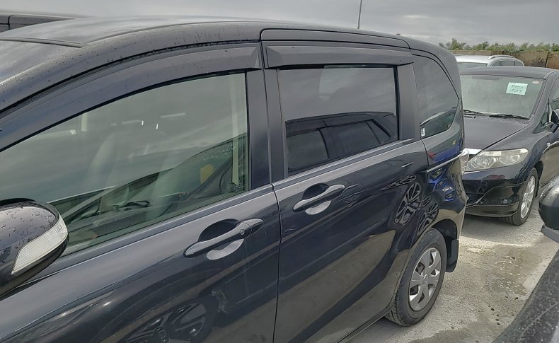 HONDA FREED G PREMIUM ED 2015