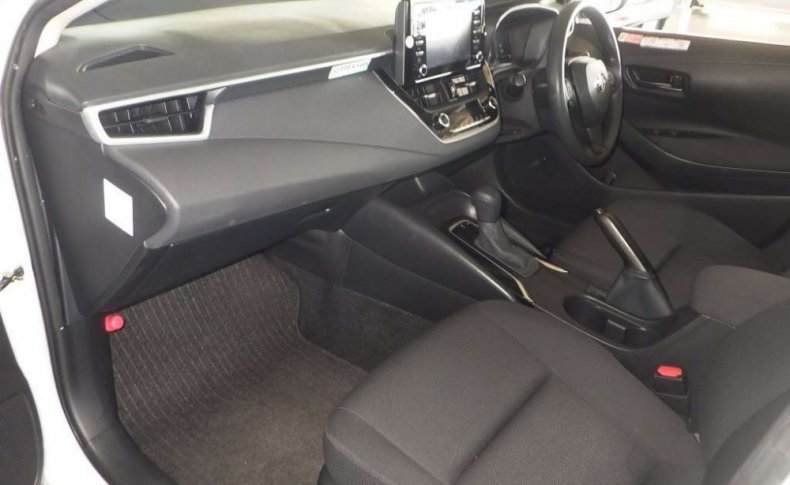 TOYOTA COROLLA G-X 2019/08