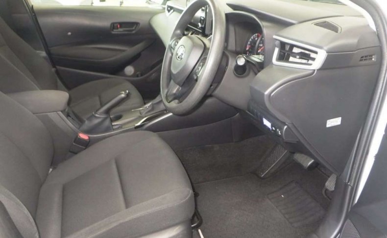 TOYOTA COROLLA G X 2019