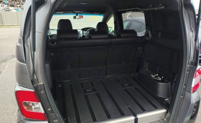 HONDA FREED SPIKE G Premium Edition 2015