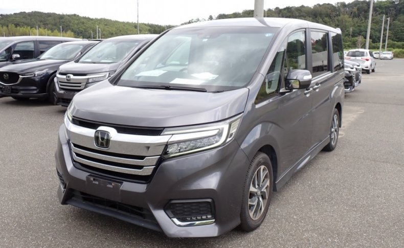 HONDA STEPWGN SPADA HONDA SENSING 8-SEATER 2020