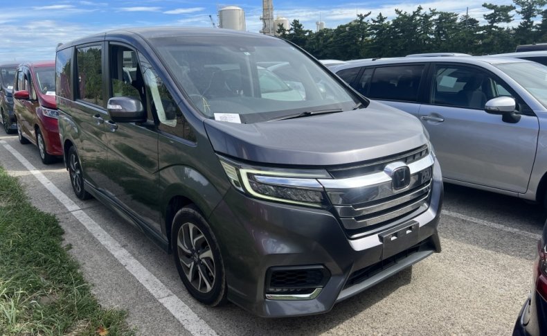 HONDA STEPWGN SPADA HONDA SENSING 8-SEATER 2020