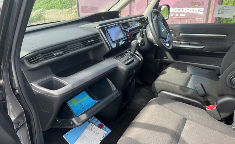 HONDA STEPWGN SPADA HONDA SENSING 8-SEATER 2020